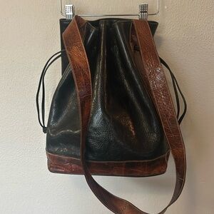 Vintage Furla Italy Black/Brown Leather Bucket Cinch Purse Crossbody